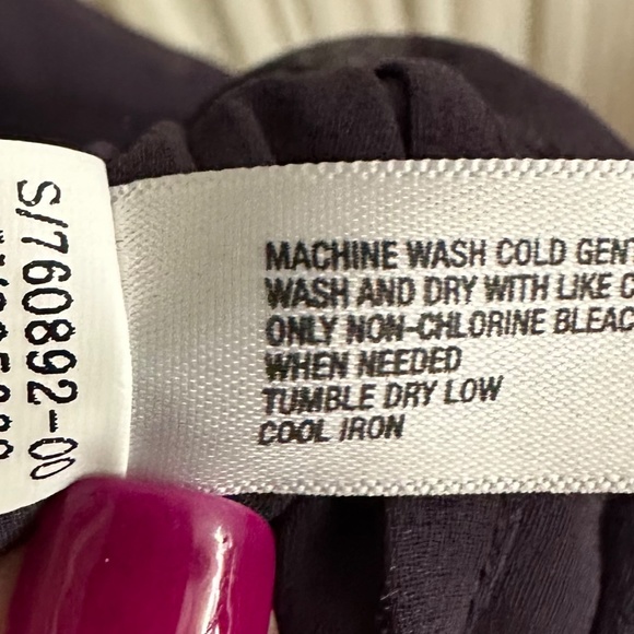 Purple Gap V-neck Sleevless Shell Blouse Size 4 - Picture 3 of 4